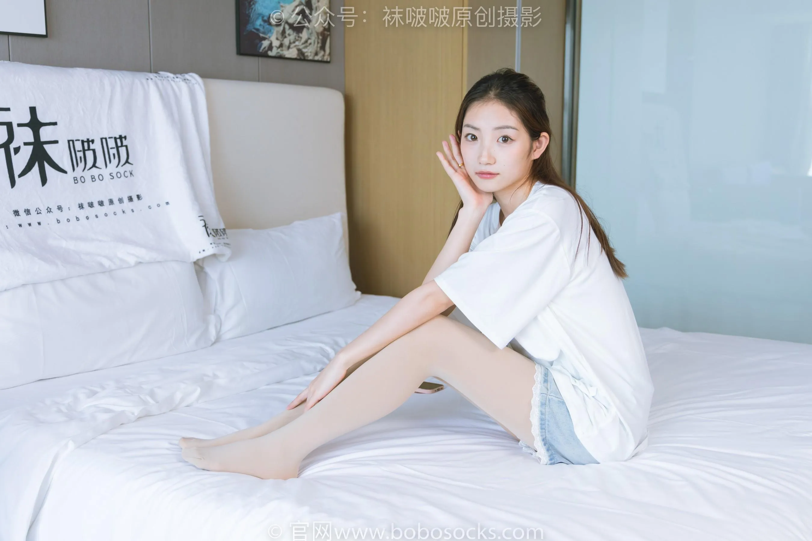 [BoBoSocks袜啵啵]NO.228 小沫-板鞋、厚肉丝、裸足 [90P]插图2